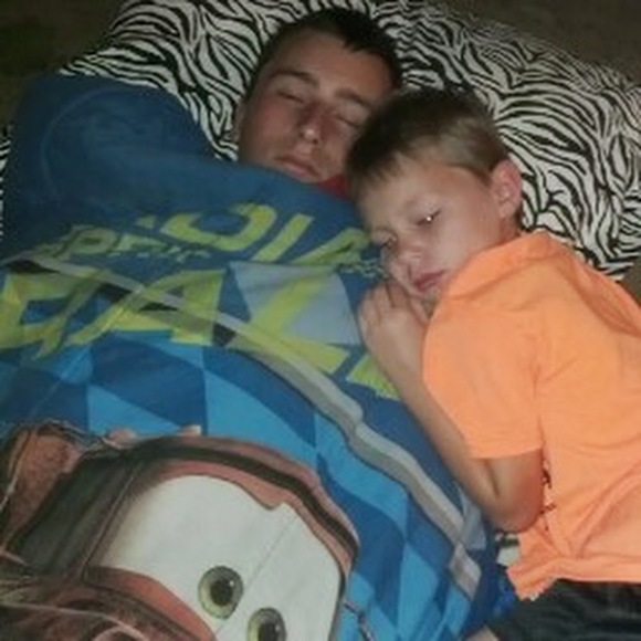 Meet your Posher, Kelli - Picture 1 of 1